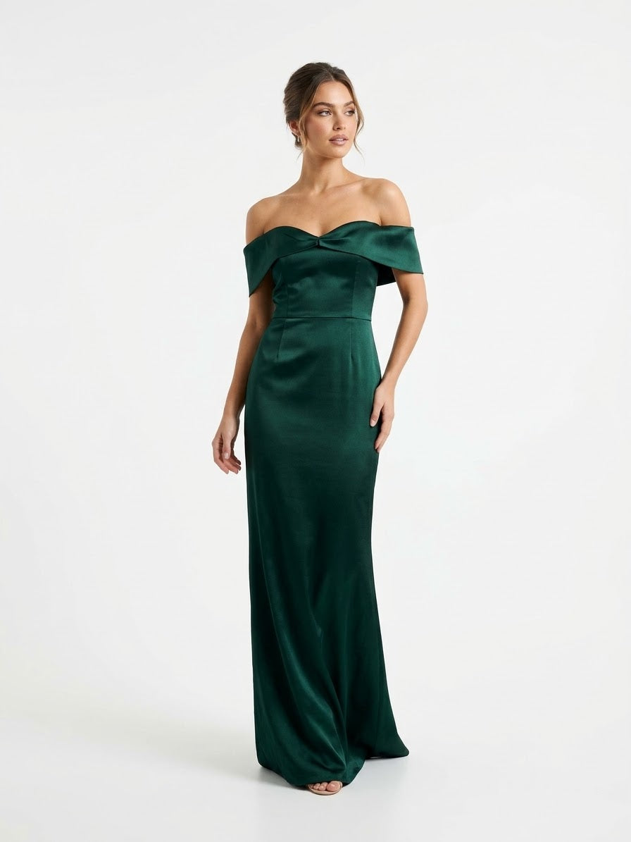 Vestido sin hombros recto verde botella