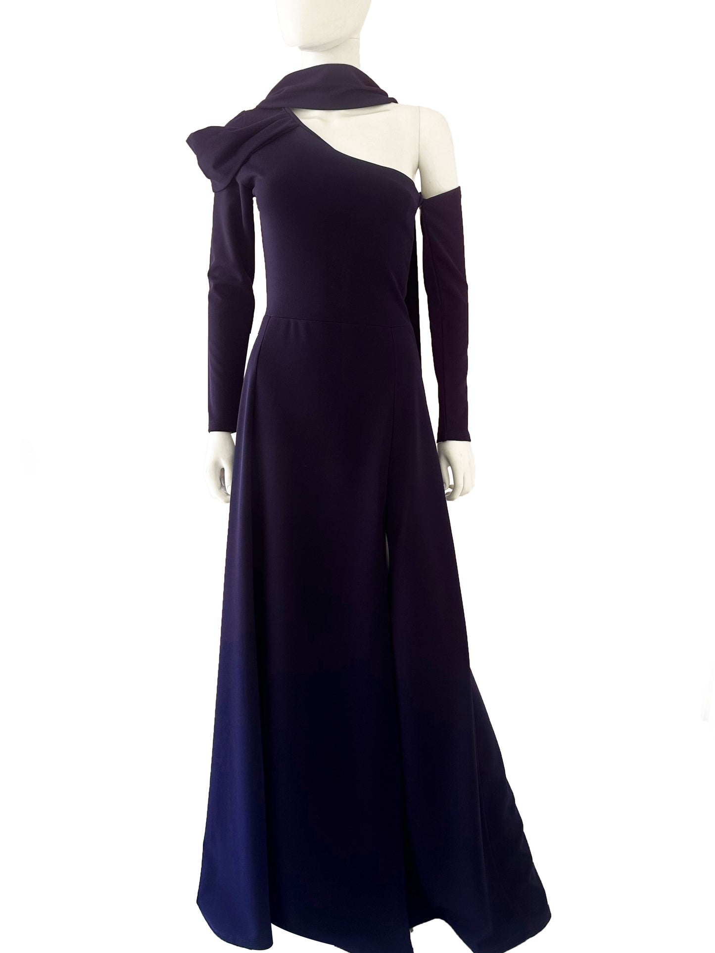 Vestido mangas asimétricas tira cuello azul marino