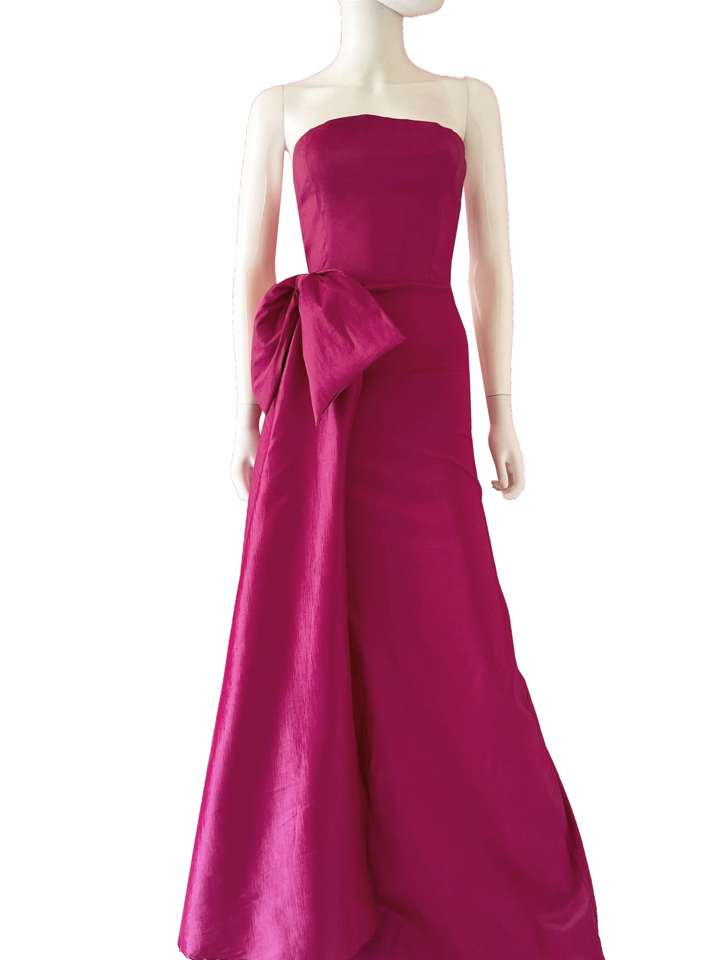 Vestido cauda lateral con moño sangria