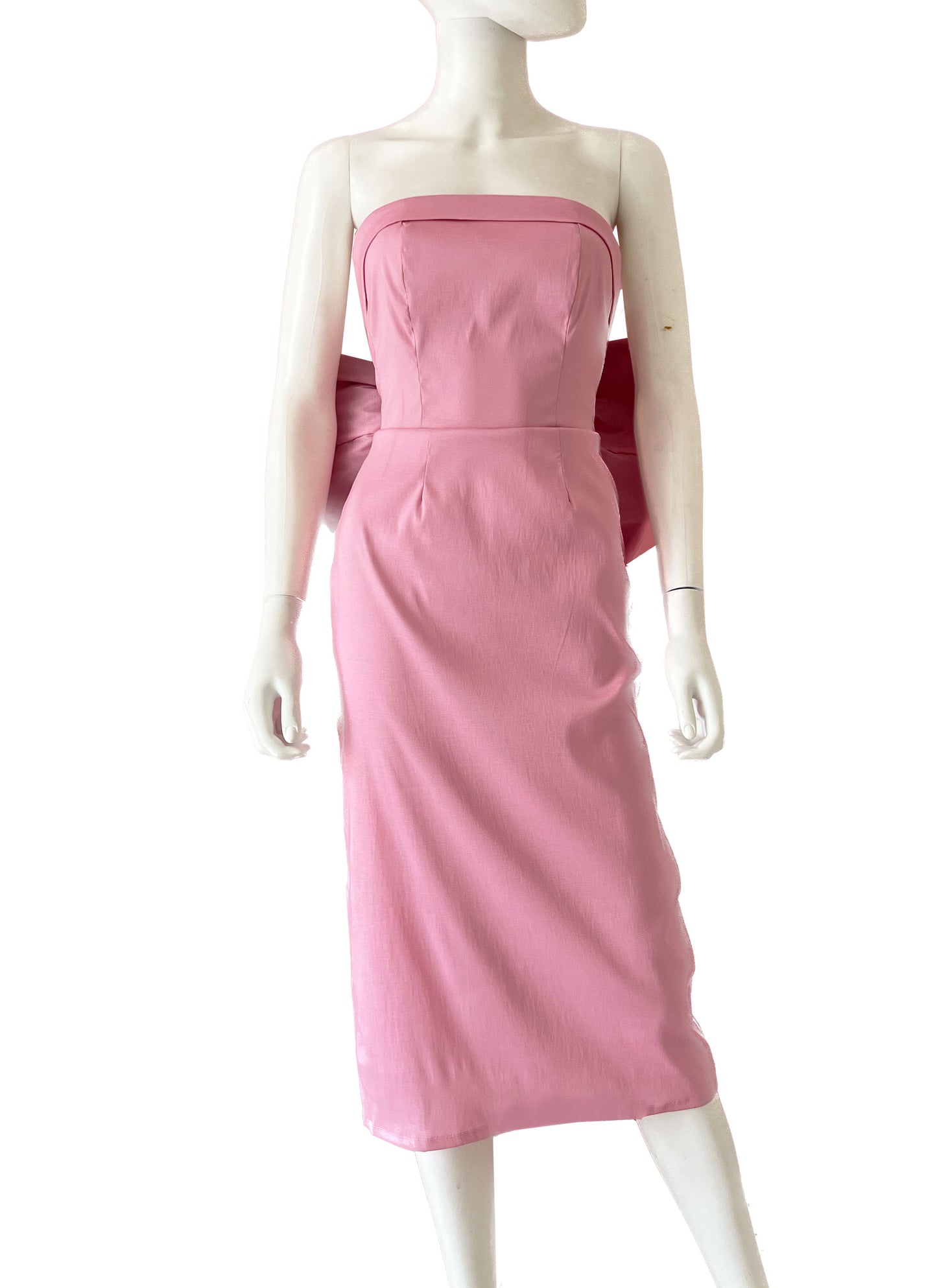 Vestido moño oversize midi rosa.