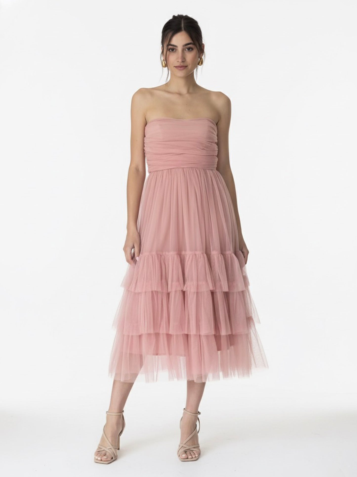 Vestido midi tul falda amplia rosa palo.