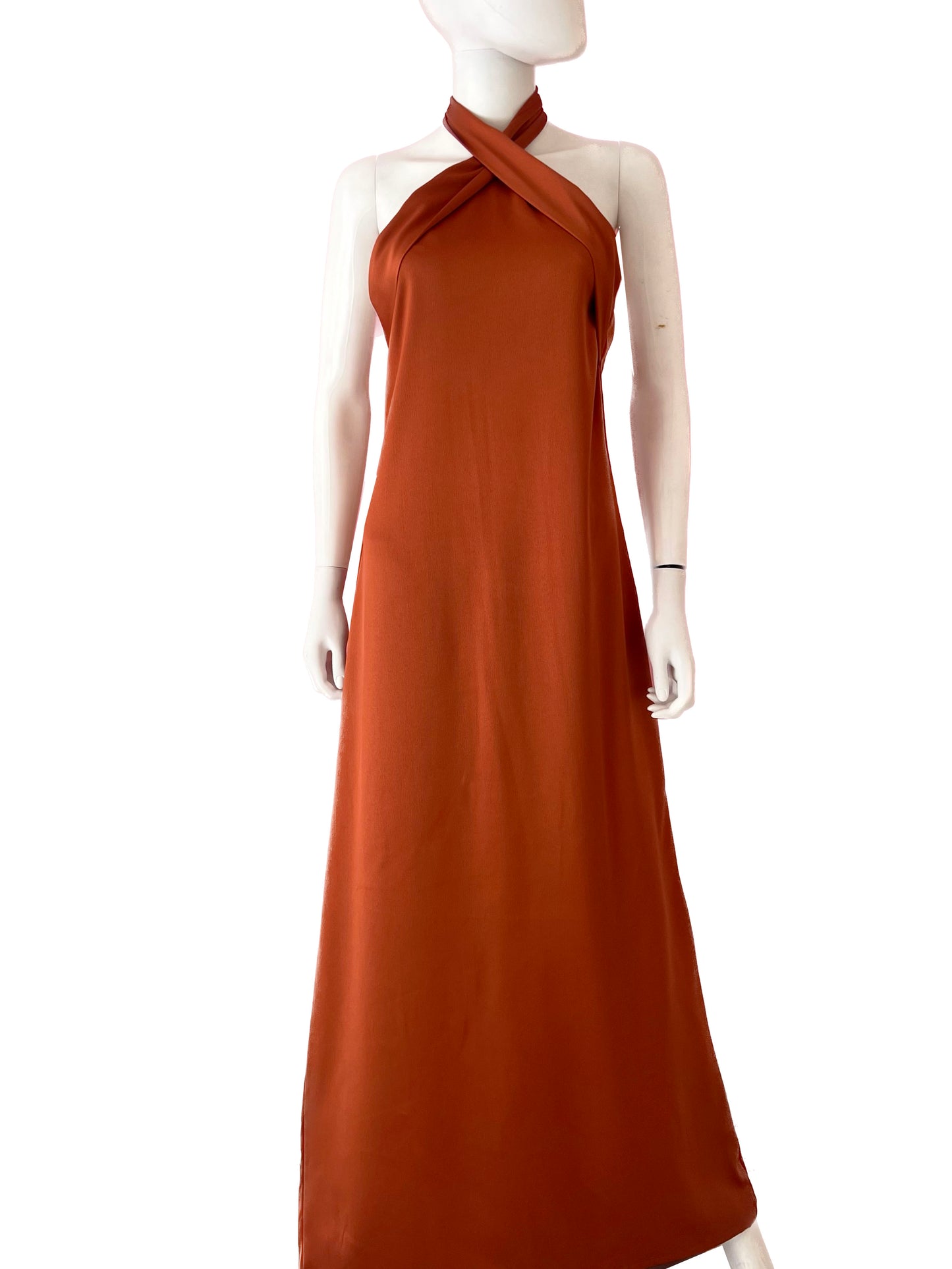 Vestido halter satén terracota