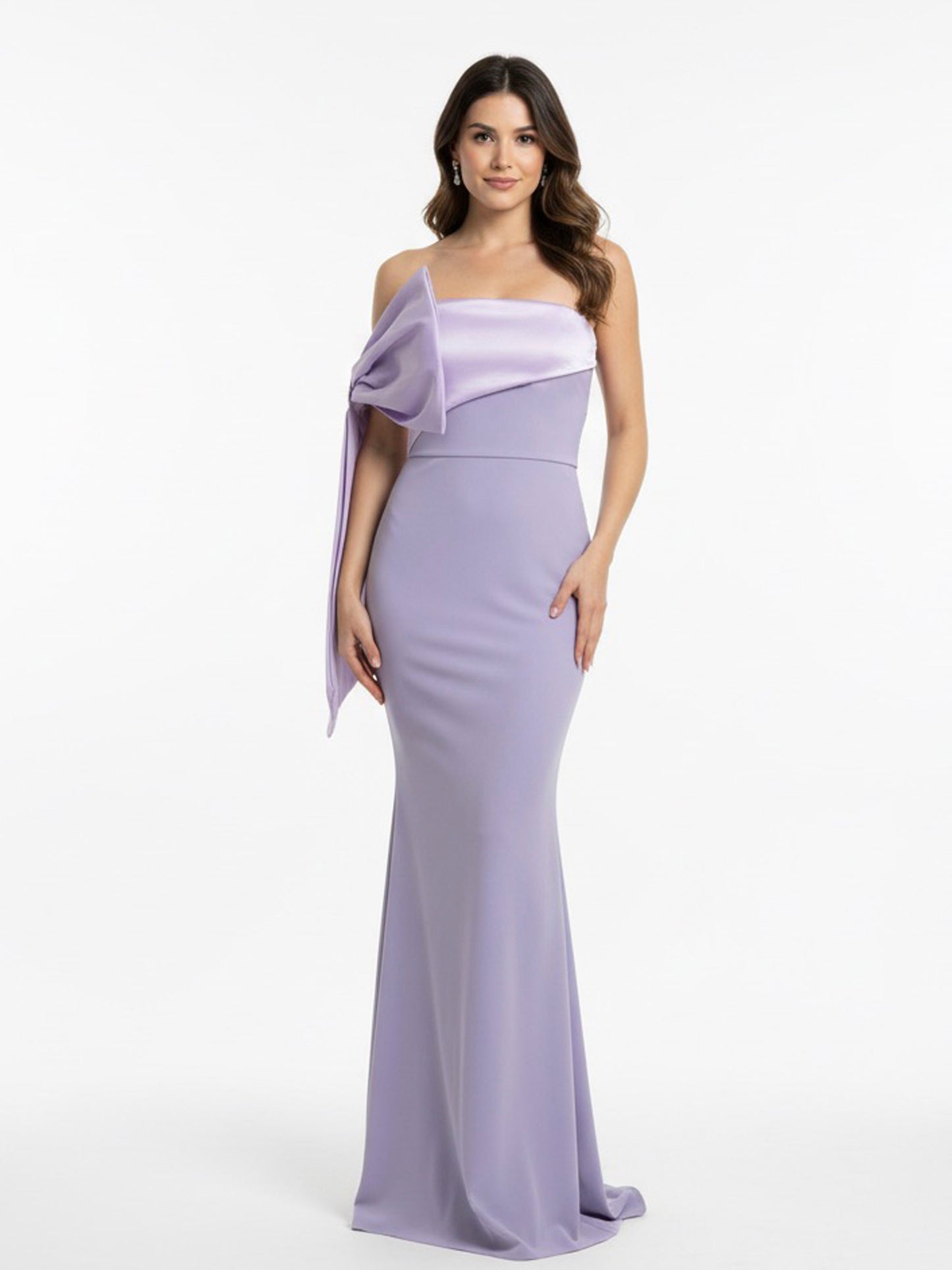 Vestido moño en brazo lila.