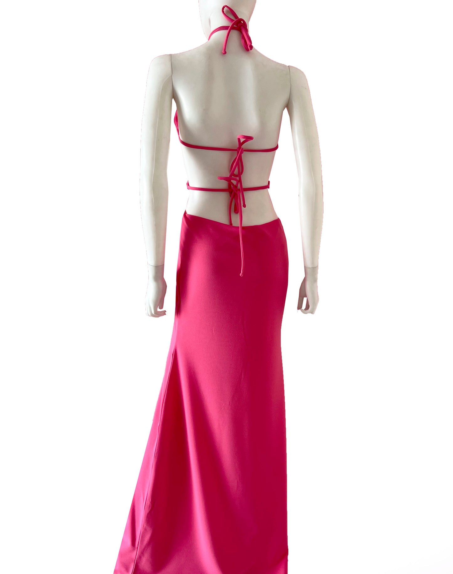 Vestido halter rombos rosa.