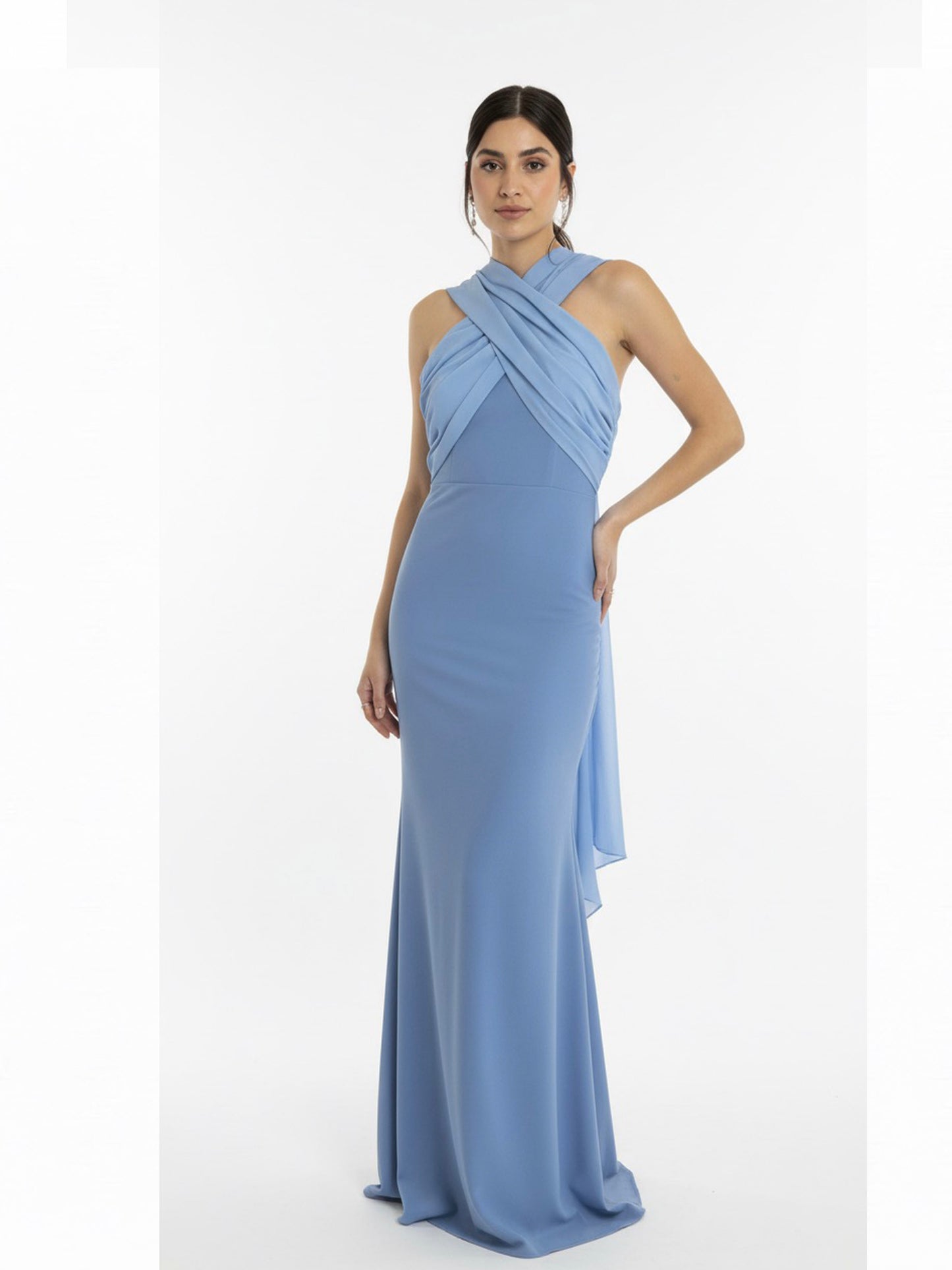 Vestido multi forma halter azul pastel.