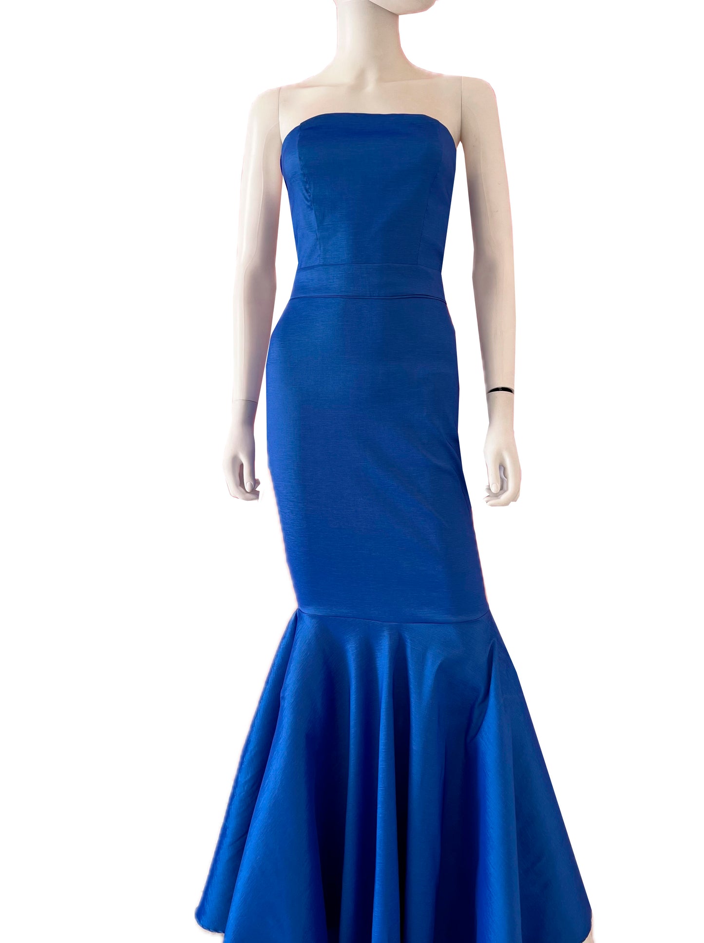 Vestido sirena strapless azul rey,