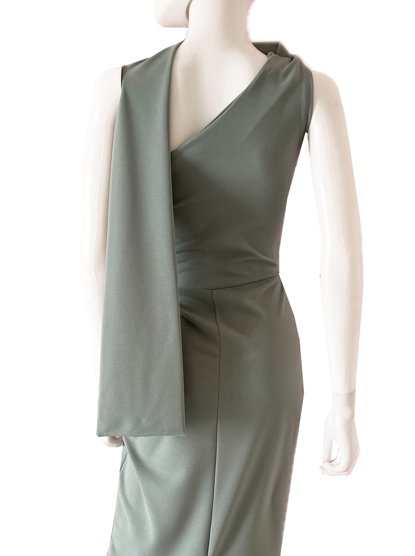 Vestido banda colgante en cuello pistache