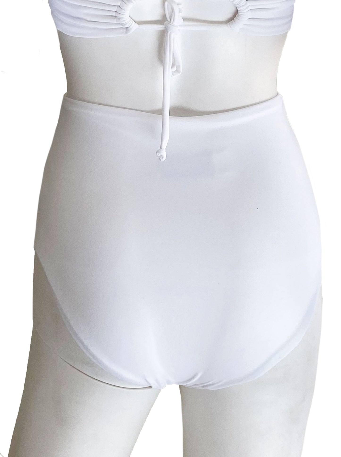 Bottom nudo blanco