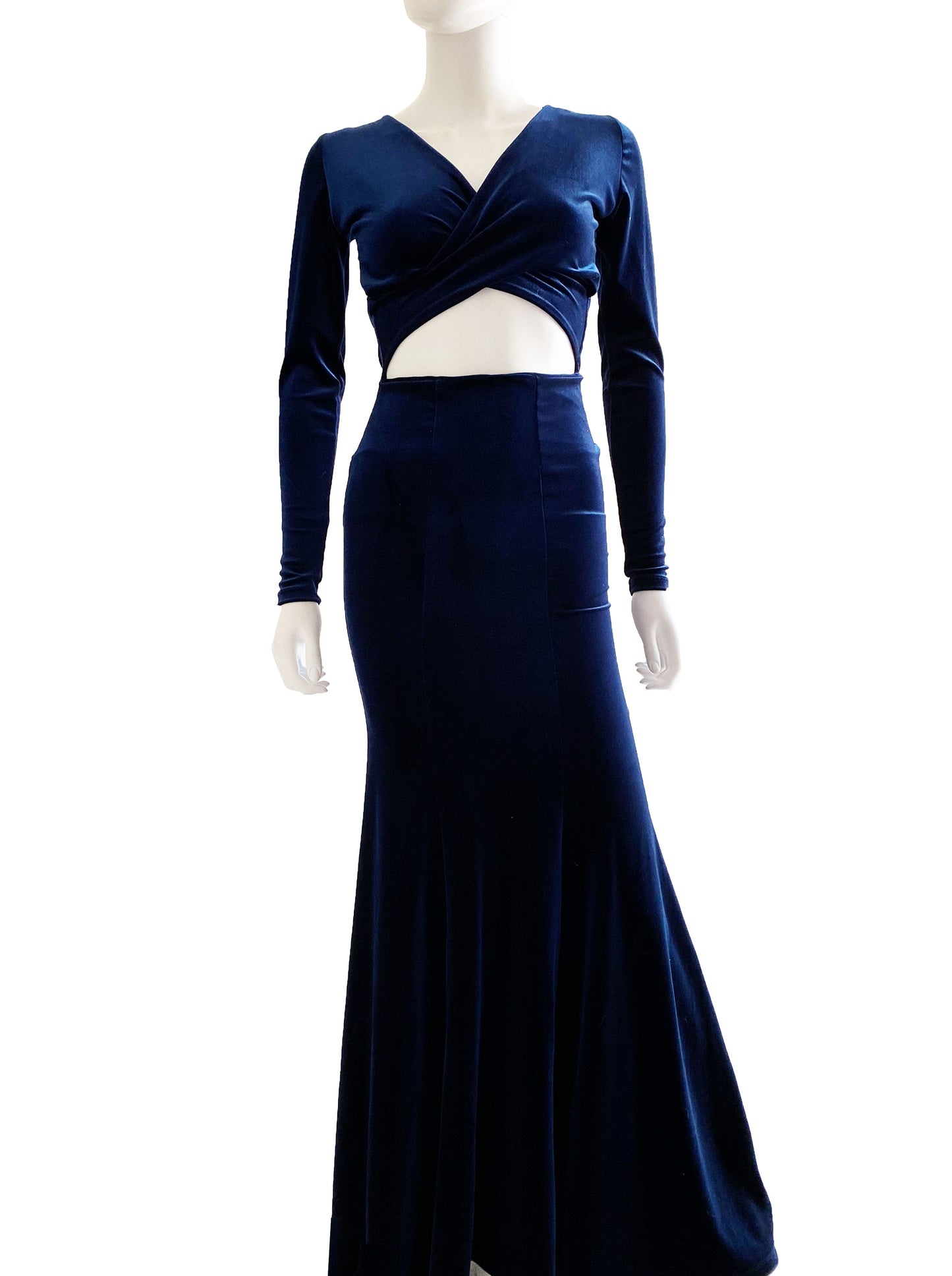 Vestido cruce en pecho velvet azul.