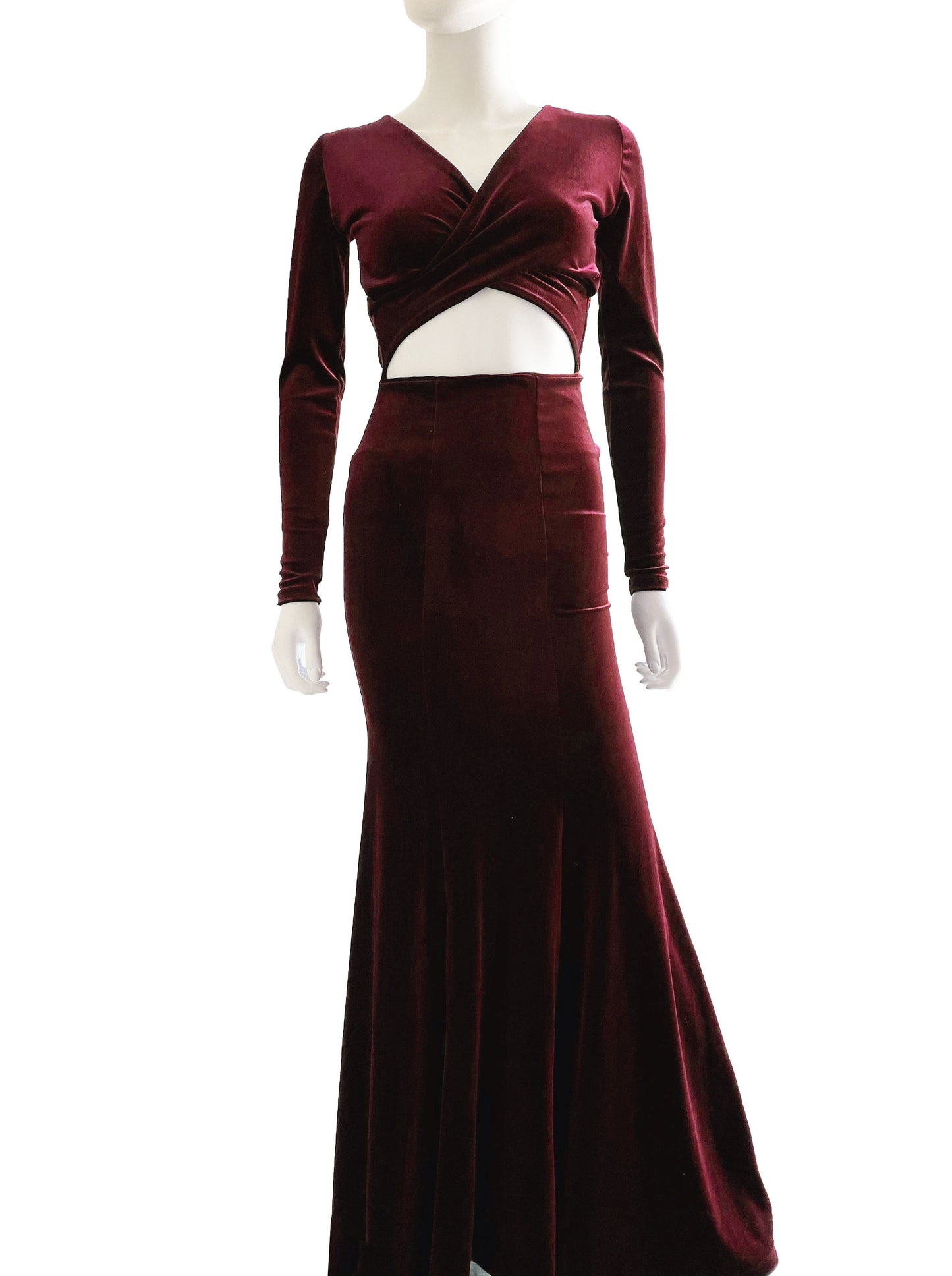 Vestido cruce en pecho velvet tinto.