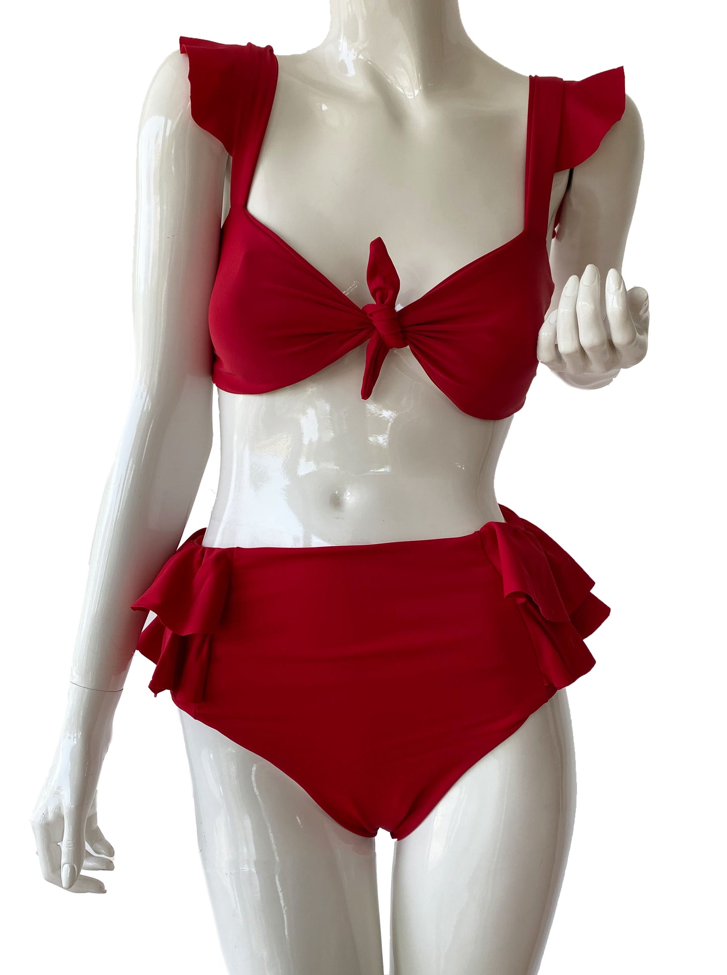 Top nudo volantes rojo.