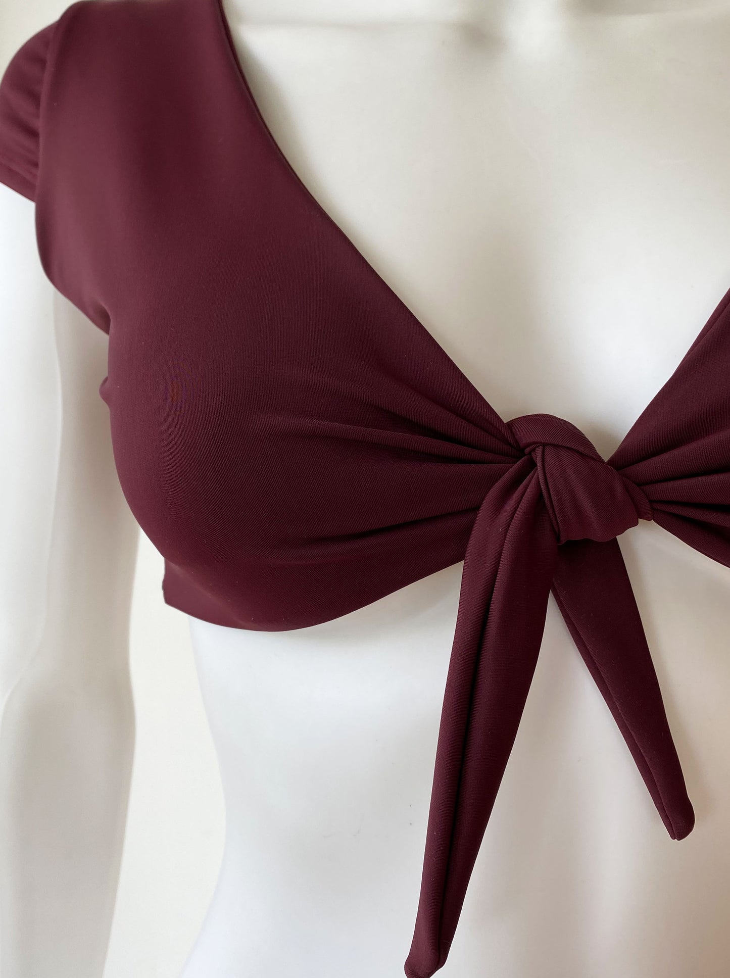 Top manguita nudo tinto