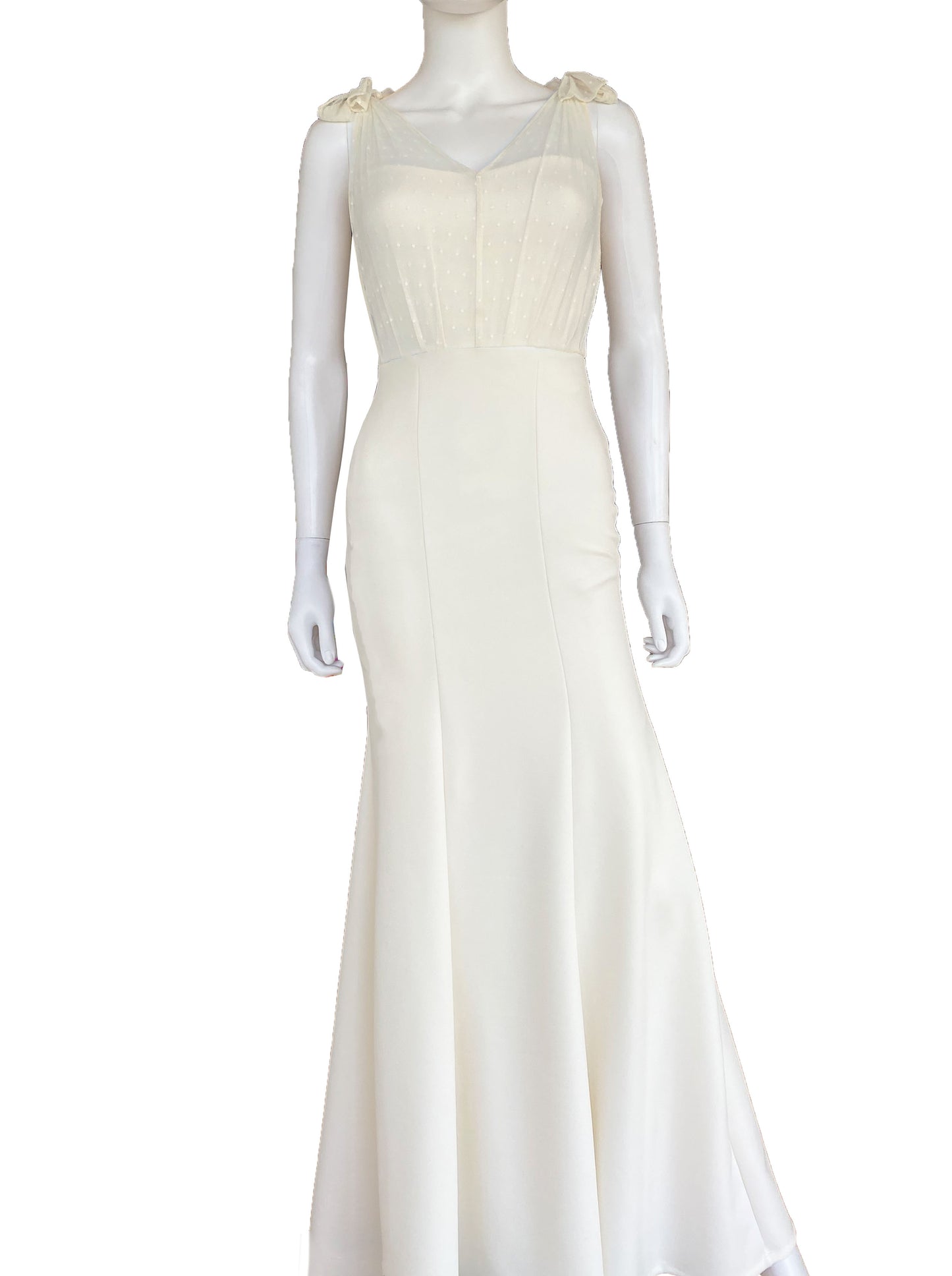 Vestido ivory con mesh.