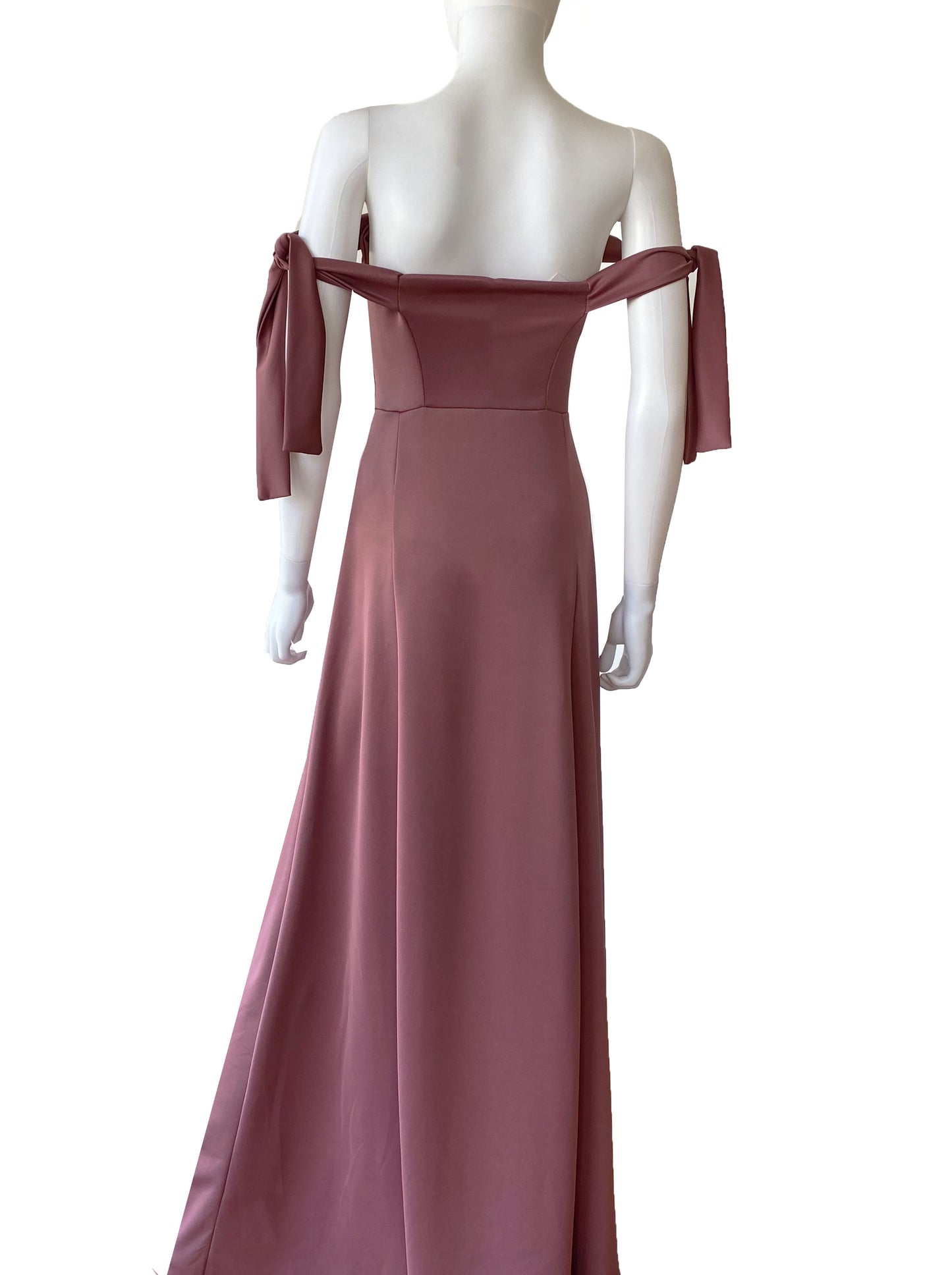 Vestido nudos rosa palo.