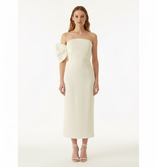 Vestido moño en brazo falda recta ivory