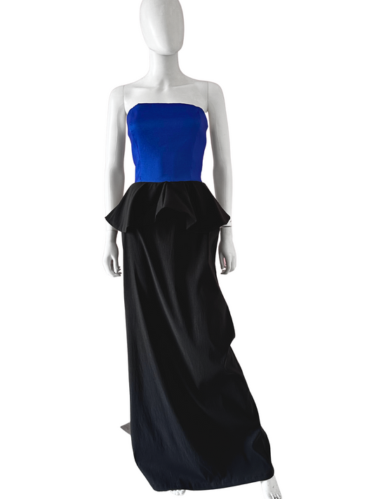 Vestido peplum strapless negro con azul rey