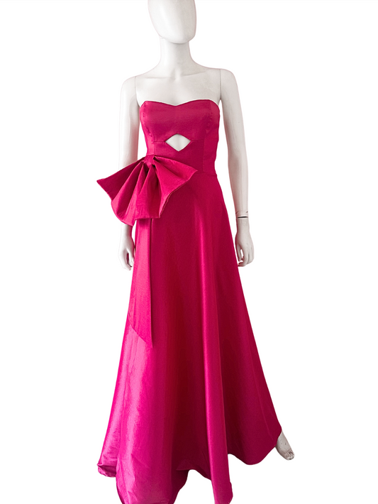 Vestido cut out moño falda amplia rosa
