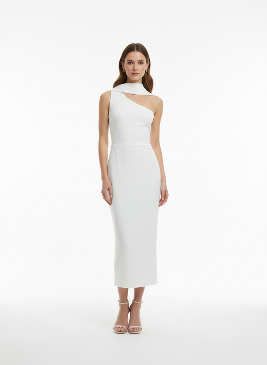 Vestido banda colgante en cuello ivory