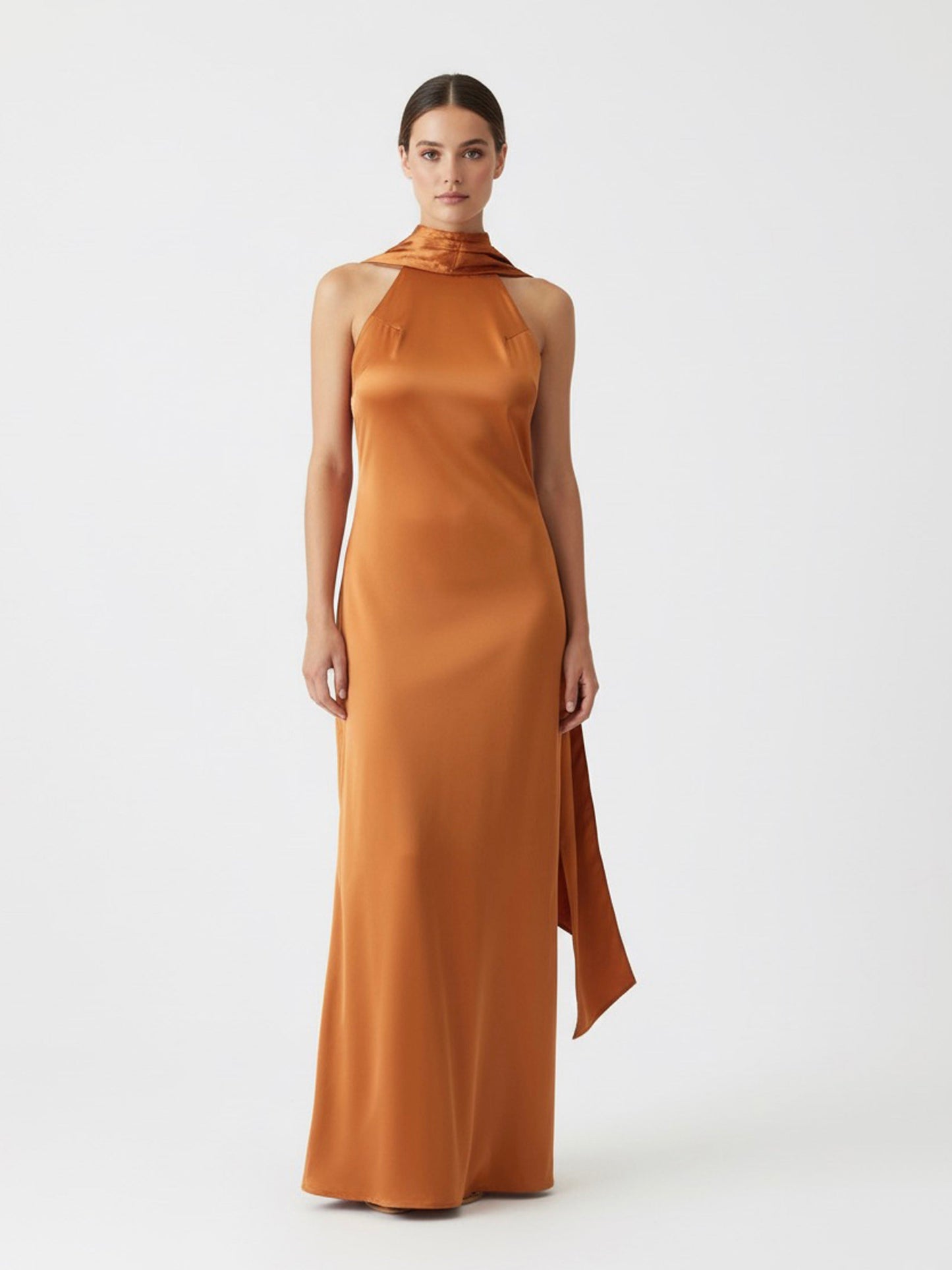 Vestido halter saten capa chedron