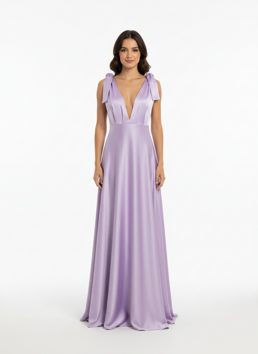 Vestido escotes con amarres lila .