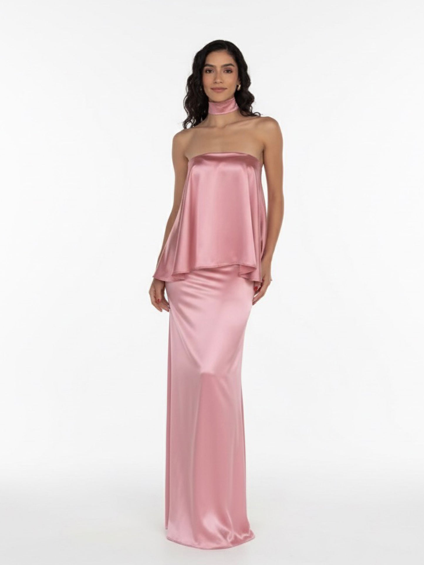 Vestido choker  blusa volante rosa.