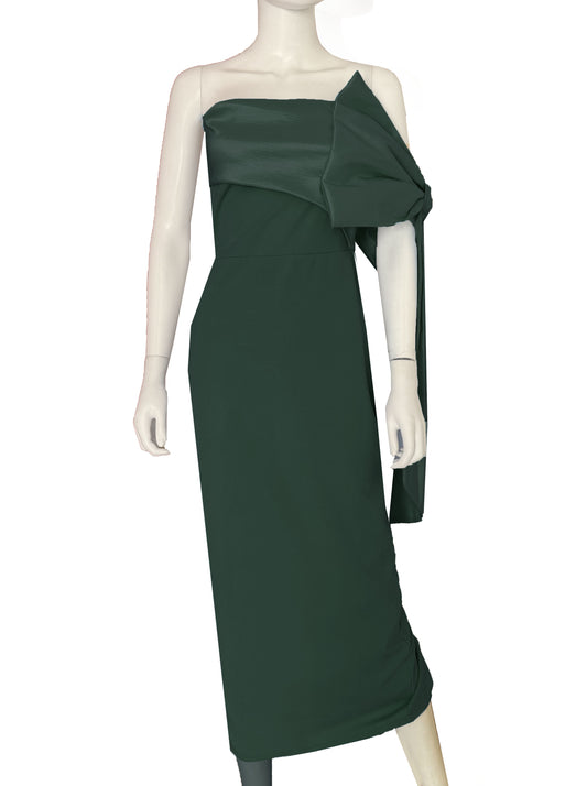 Vestido moño en brazo midi verde botella.