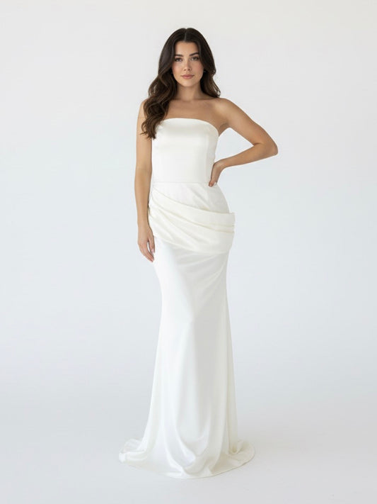 Vestido strapless con detalle en cadera ivory