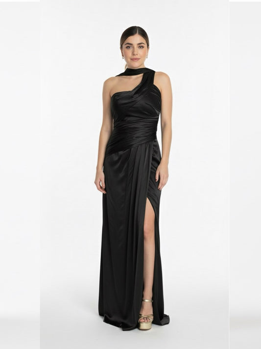 Vestido drapeado colgante en cuello negro