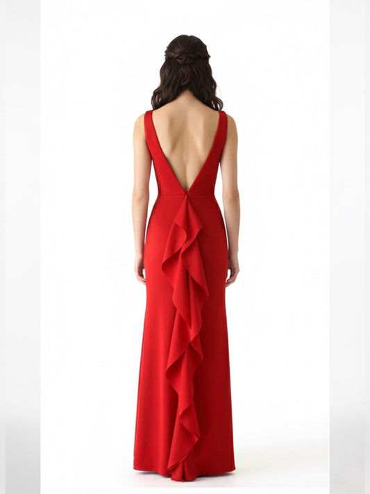 Vestido en V escarolas traseras rojo.