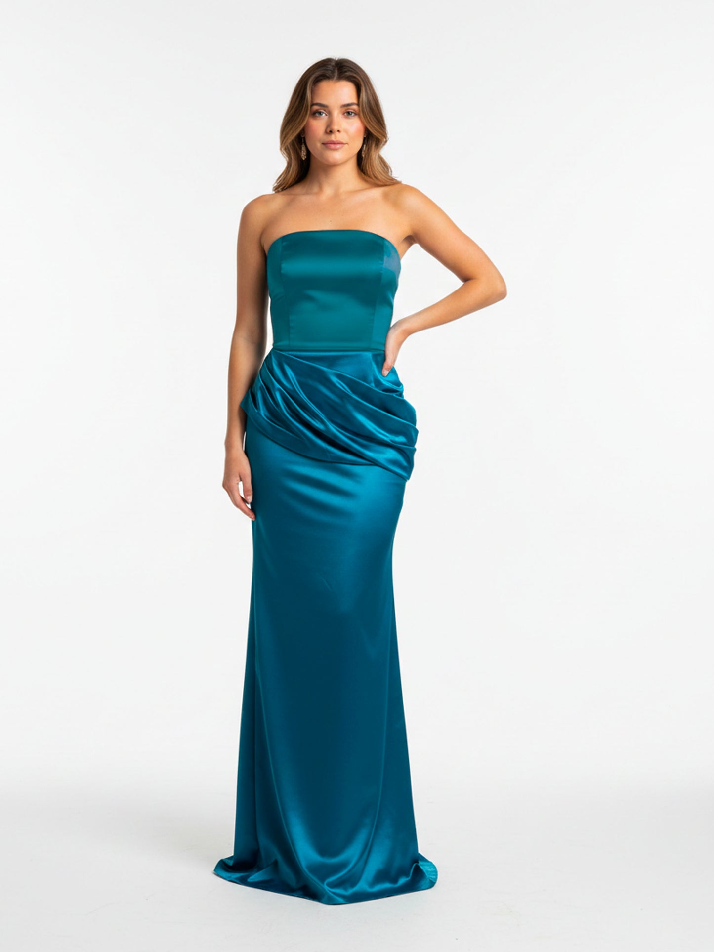 Vestido strapless con detalle en cadera turquesa