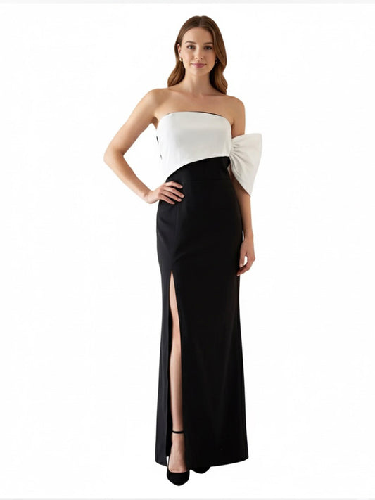 Vestido moño en un brazo negro ivory