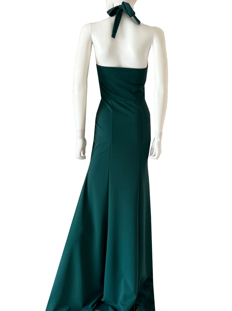 Vestido halter escote triangulo verde.