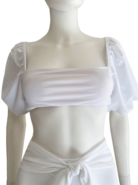 Top bikini manga globo blanco.