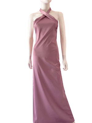 Vestido halter satén rosa palo.