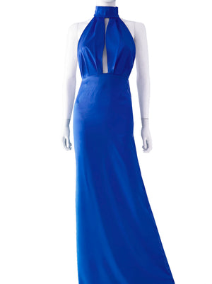 Vestido halter satén azul rey.