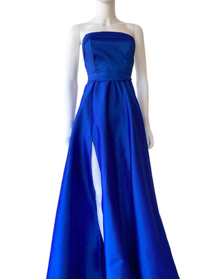 Vestido strapless cintillo azul rey.