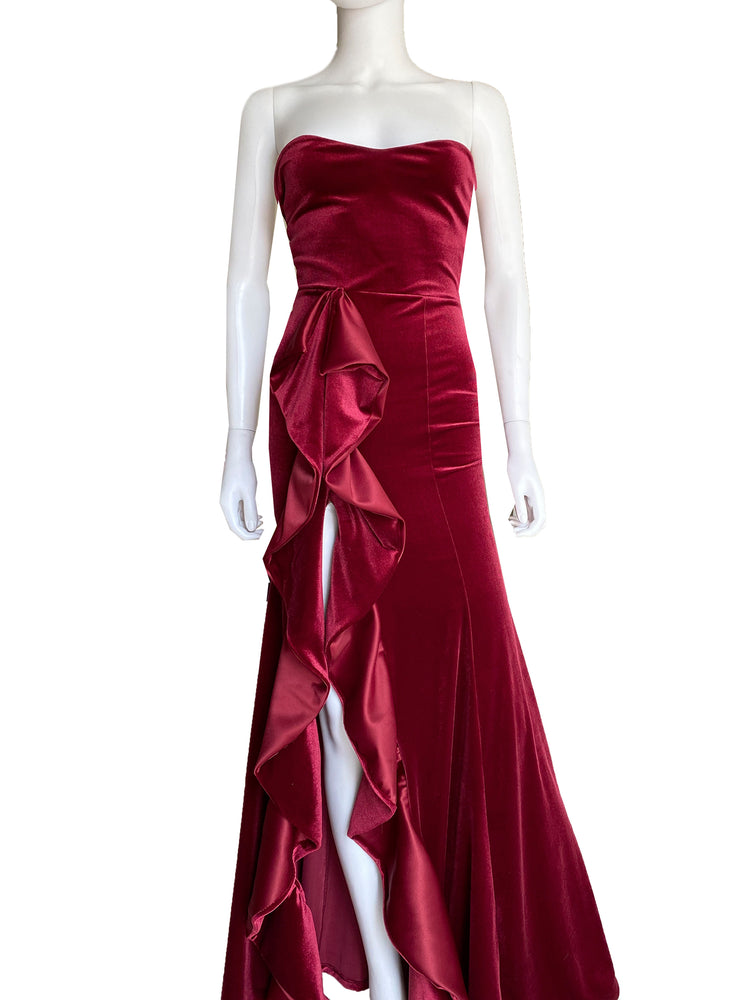 Vestido velvet escarolas tinto.