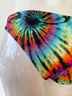 Bottom tie dye.