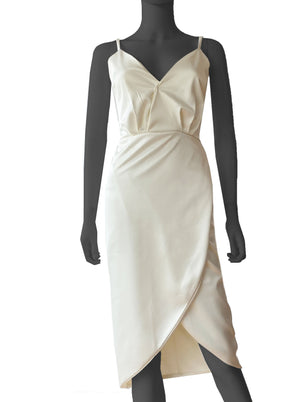 Vestido tulipán tirantes ivory.