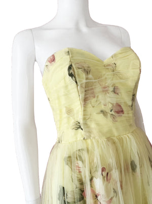 Vestido Tul floral amarillo.